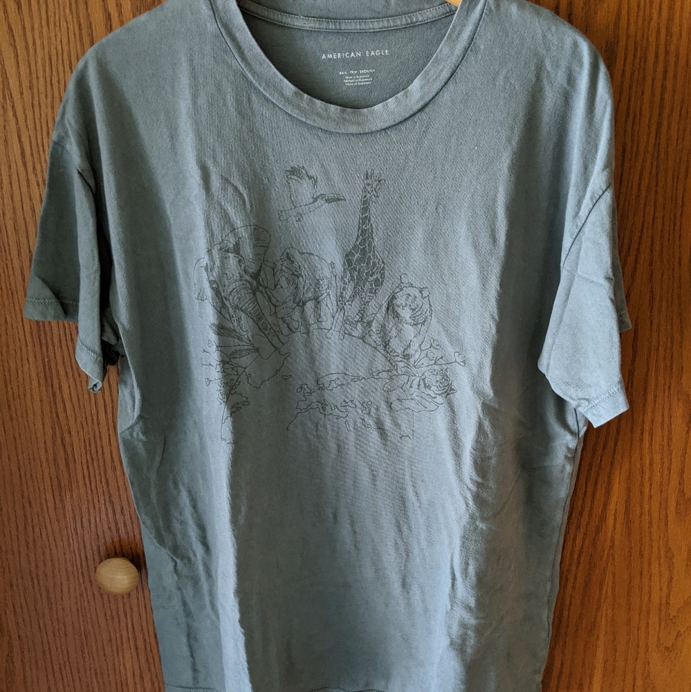 American Eagle-Oversized Graphic Tee